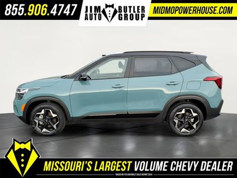 Used 2025 Kia Seltos S image 2