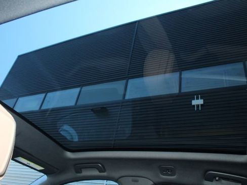 New 2026 Porsche Cayenne S image 24