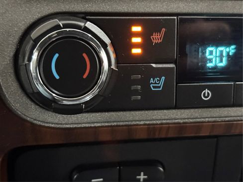 Used 2012 Ford F250 Lariat w/ Lariat Interior Pkg image 41