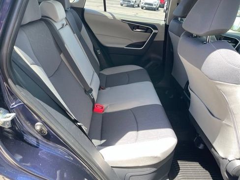 Used 2025 Toyota RAV4 XLE AWD/4WD image 16