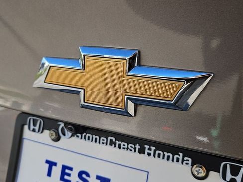 Used 2023 Chevrolet Malibu LT image 36