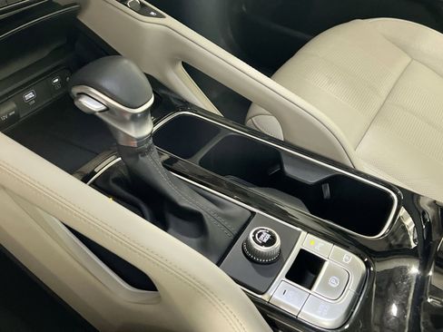 Used 2023 Kia Telluride SX image 21