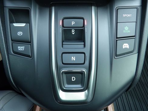 Used 2022 Honda CR-V Touring image 17