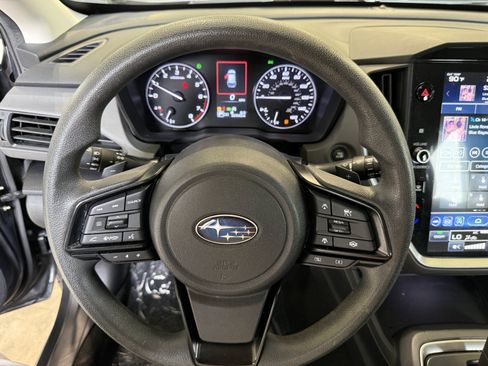 Used 2024 Subaru Crosstrek 2.0i Premium AWD/4WD image 12