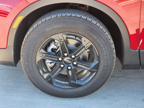 New 2025 Chevrolet Blazer LT w/ Convenience Package FWD image 11