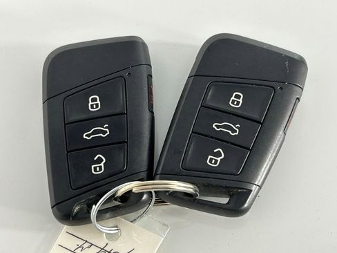 Used 2023 Volkswagen Taos S AWD/4WD image 33