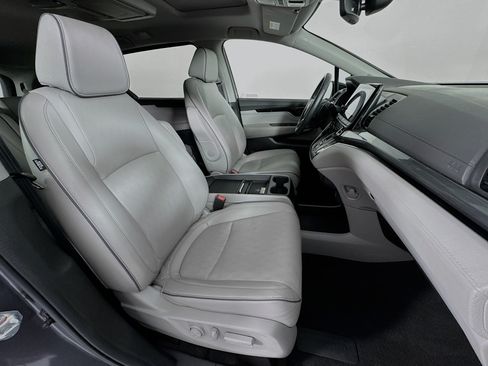 Certified 2024 Honda Odyssey Elite image 31