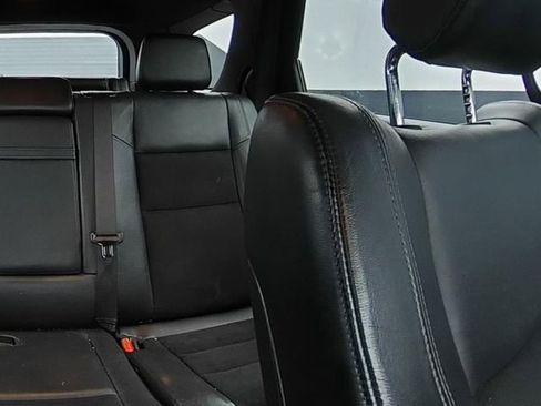 Used 2022 Dodge Durango GT AWD/4WD image 23