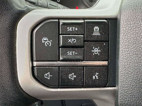 Certified 2023 Ford Expedition Limited image 21