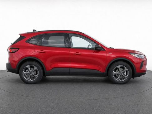 Used 2026 Ford Escape ST-Line w/ Tech Pack #1 FWD image 5