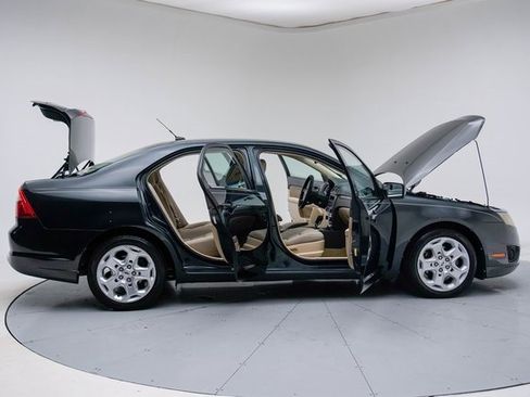 Used 2010 Ford Fusion SE image 13