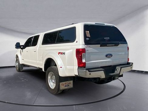 Used 2019 Ford F450 Lariat w/ Lariat Ultimate Package image 3
