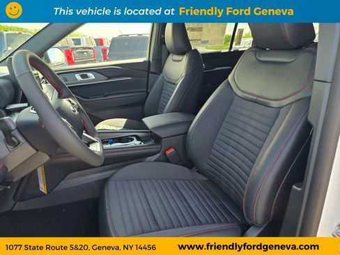 Used 2026 Ford Explorer ST-Line w/ ST-Line Street Pack AWD/4WD image 19