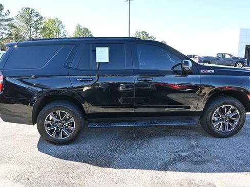 Used 2021 Chevrolet Tahoe Z71 w/ Z71 Signature Package image 6