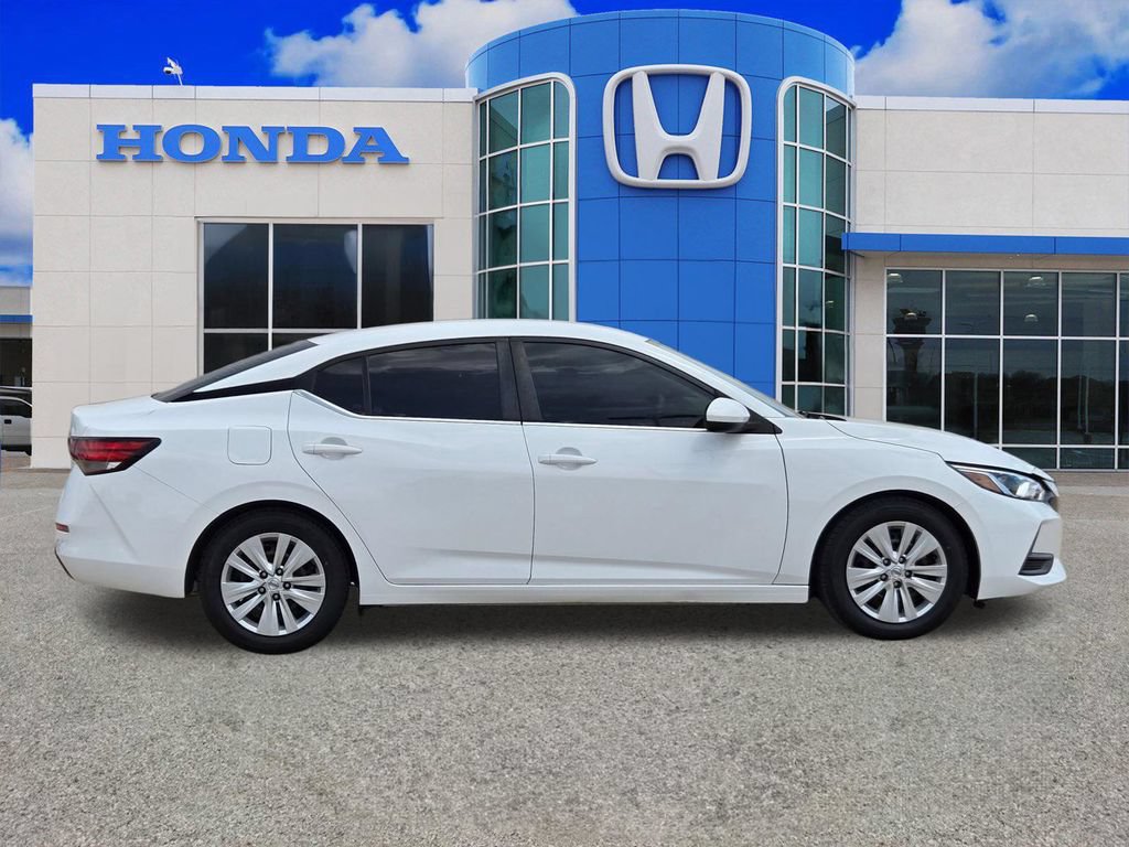 Used 2023 Nissan Sentra S FWD image 2