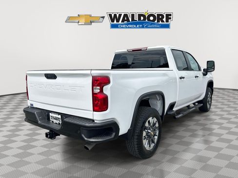 Used 2024 Chevrolet Silverado 2500 Custom w/ Custom Value Package AWD/4WD image 6