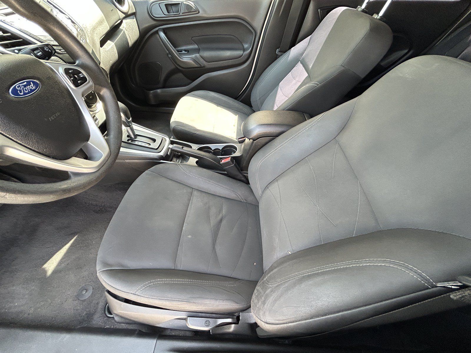 Used 2019 Ford Fiesta SE FWD image 13