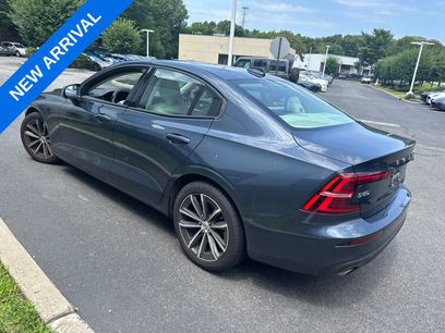 Used 2021 Volvo S60 T6 Momentum w/ Protection Package