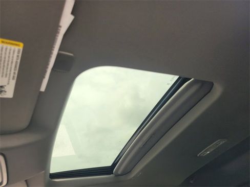 New 2025 GMC Sierra 2500 Denali w/ Denali Reserve Package image 7