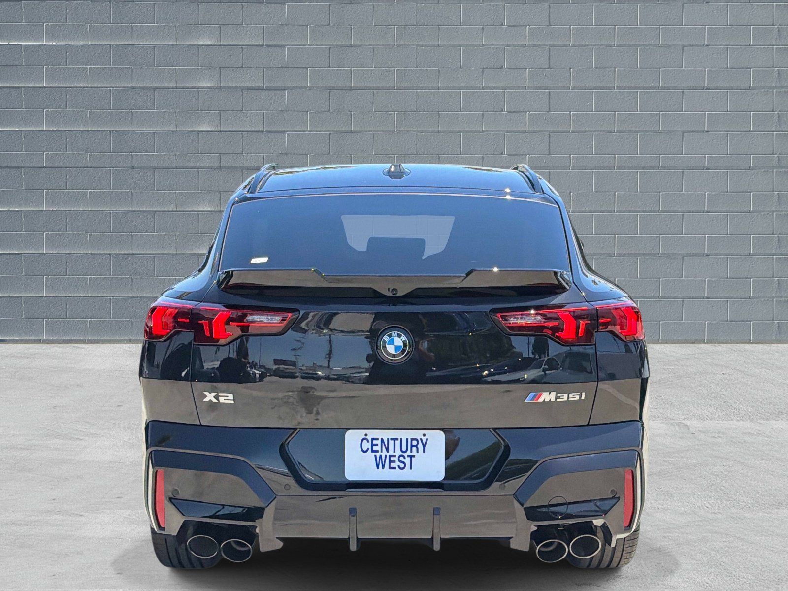 New 2026 BMW X2 M35i w/ Technology Package AWD/4WD image 4