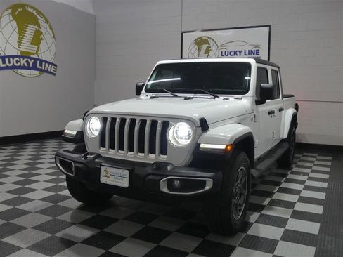 Used 2021 Jeep Gladiator Overland w/ Popular Equipment Package image 4