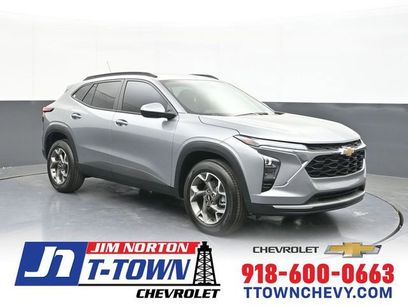 New 2026 Chevrolet Trax LT w/ Driver Confidence Package