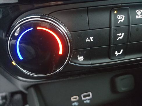 Certified 2025 Buick Encore GX Sport Touring w/ Comfort Package image 23