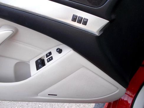 Used 2013 INFINITI G37 x w/ Premium Pkg image 28