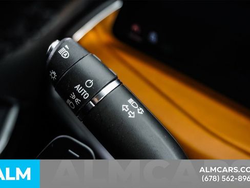 Used 2024 Cadillac XT4 Sport image 31