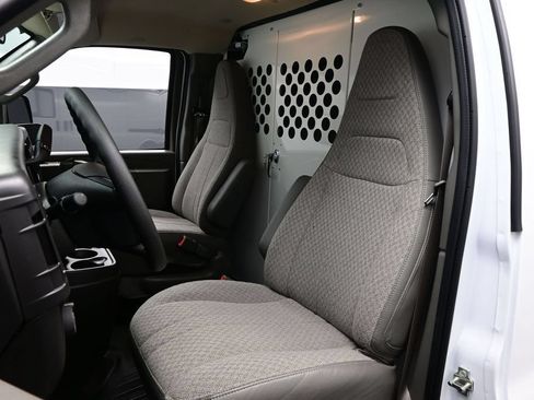 New 2026 Chevrolet Express 2500 w/ Driver Convenience Package RWD image 10