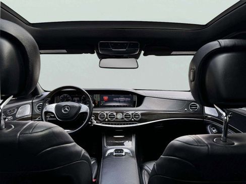 Used 2015 Mercedes-Benz S 550 4MATIC Sedan image 36