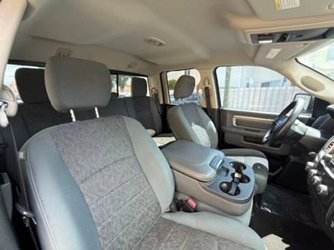Used 2016 RAM 1500 Big Horn RWD image 24