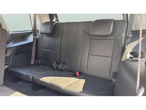 Used 2020 Chevrolet Tahoe LT AWD/4WD image 14