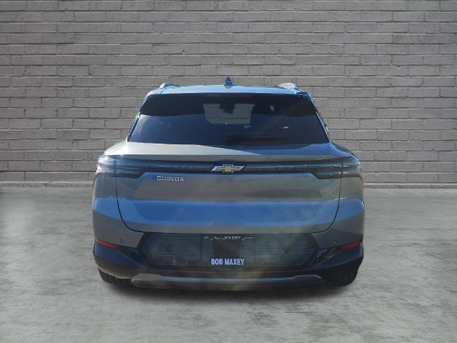 Used 2024 Chevrolet Equinox EV LT FWD image 4