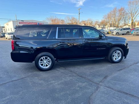 Used 2016 Chevrolet Suburban LT w/ Luxury Package AWD/4WD image 13