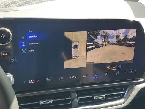 New 2026 Chevrolet Equinox EV LT w/ Comfort Package AWD/4WD image 23