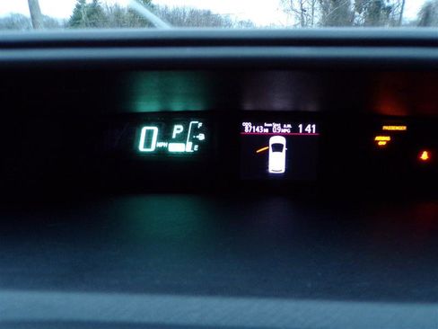 Used 2014 Toyota Prius C Four image 36