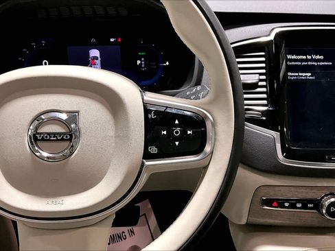 Used 2024 Volvo XC90 T8 Plus w/ Protection Package Premier image 24