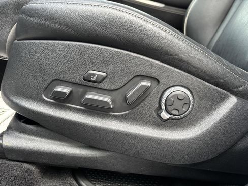 Used 2021 Genesis GV80 3.5T w/ Advanced Package 06 image 11