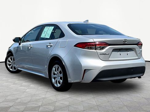 Used 2024 Toyota Corolla LE FWD image 4
