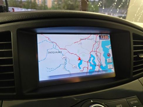 Used 2015 Nissan Quest Platinum w/ Protection Package image 35