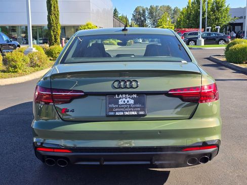 Used 2023 Audi S4 Premium Plus w/ Premium Plus Package AWD/4WD image 4