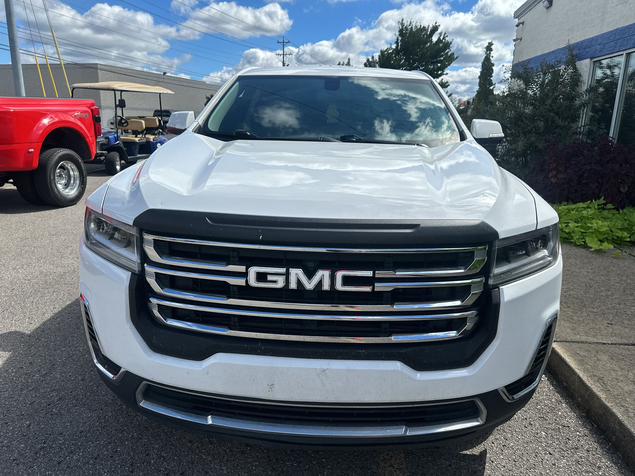 Used 2021 GMC Acadia SLE FWD image 9