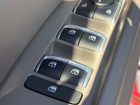 New 2026 Kia Carnival EX FWD image 27
