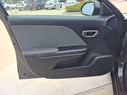 Used 2025 Kia K4 EX FWD image 14