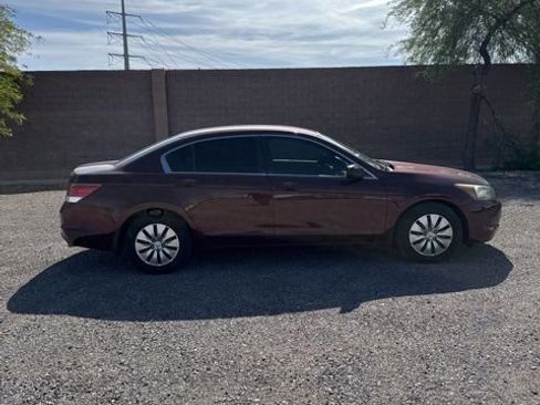 Used 2010 Honda Accord LX image 4