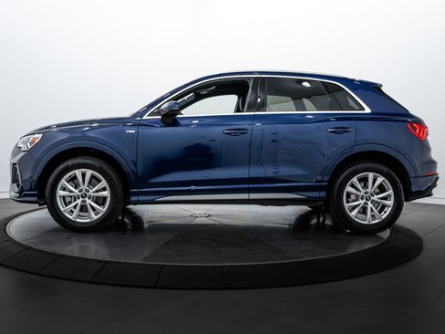 Certified 2024 Audi Q3 2.0T Premium Plus image 6