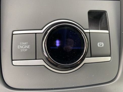 New 2026 Volkswagen Tiguan SE image 39