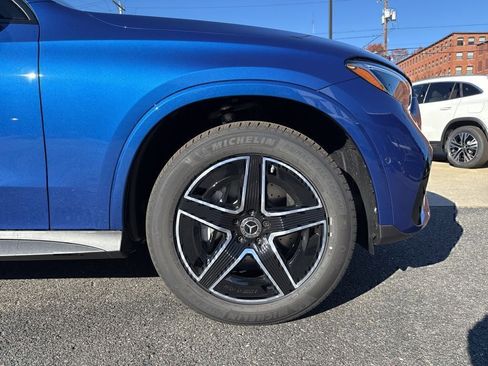 Certified 2026 Mercedes-Benz GLC 300 4MATIC image 11