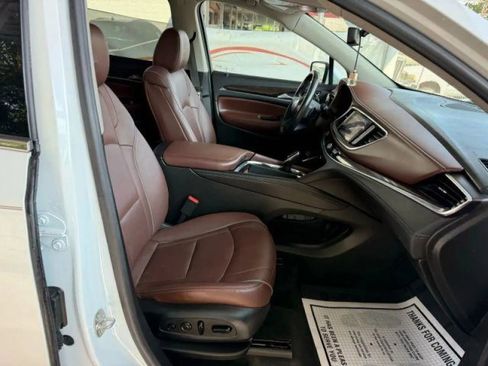 Used 2021 Buick Enclave Avenir w/ Avenir Technology Package AWD/4WD image 25